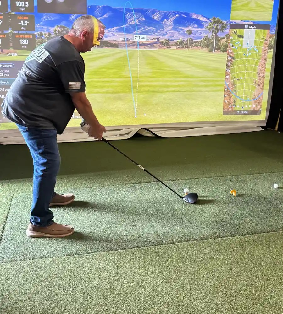 Indoor TrackMan simulator bay
